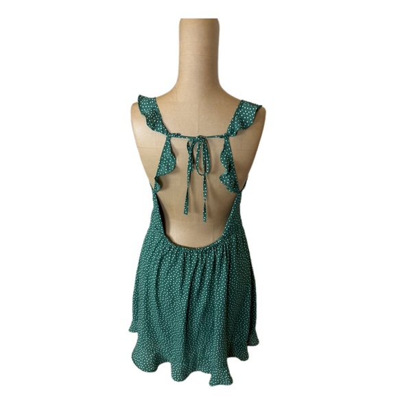 Abercrombie & Fitch Green Polka Dot Mini Dress Size Medium - Picture 2 of 4